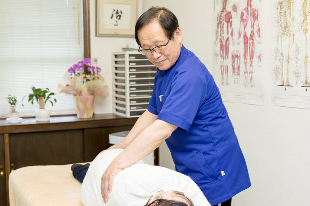 横倉整体院の施術